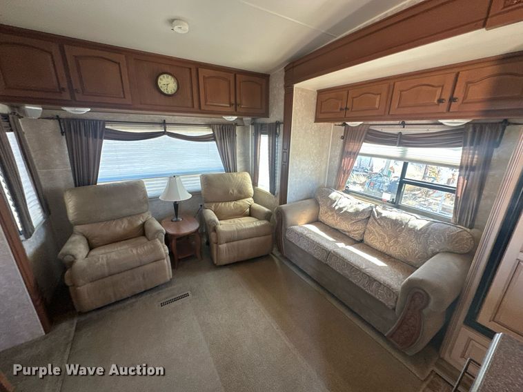 image for item EK0477 2010 Open Range 345RLS camper