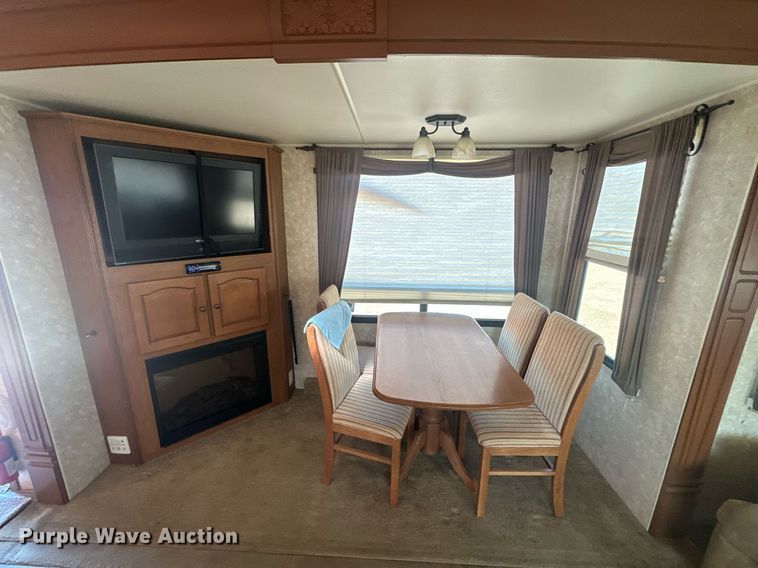 image for item EK0477 2010 Open Range 345RLS camper