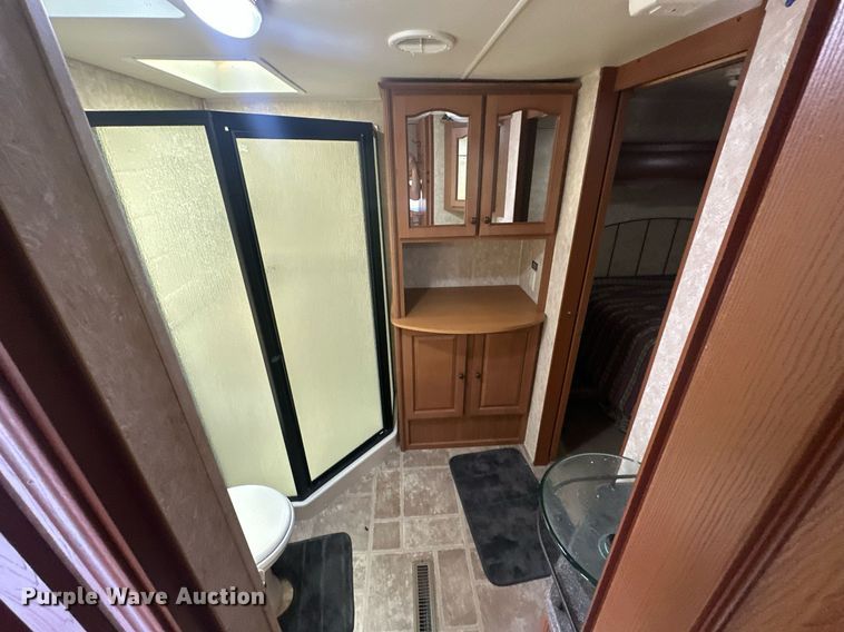 image for item EK0477 2010 Open Range 345RLS camper