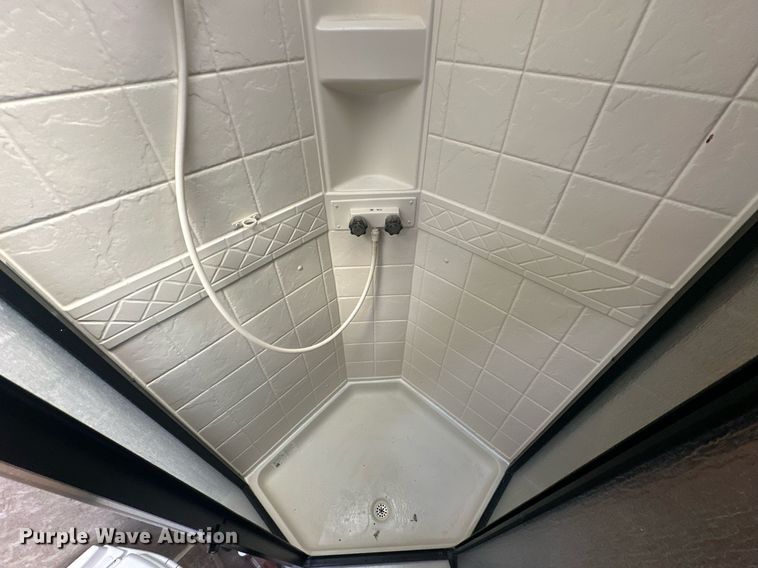 image for item EK0477 2010 Open Range 345RLS camper