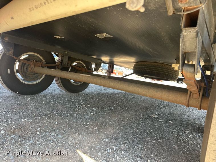 image for item EK0477 2010 Open Range 345RLS camper