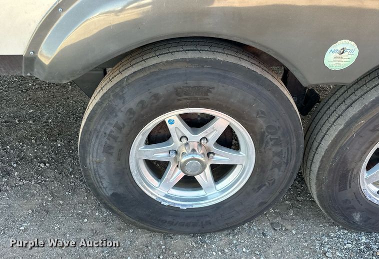 image for item EK0477 2010 Open Range 345RLS camper