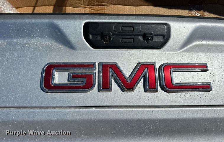 image for item EK0489 Pickup truck tailgate