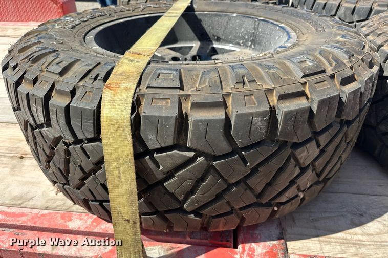 image for item EK0490 (4) Nitto Ridge Grappler 37x12.50R20LT wheels and tires