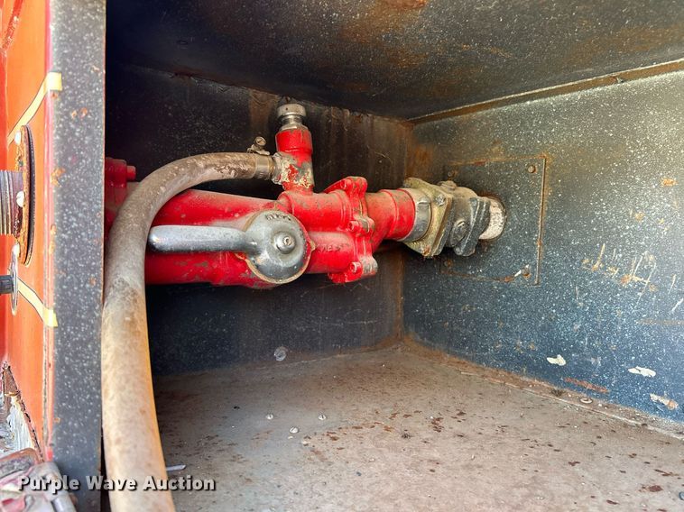 image for item EK2712 1980 Ford F700 Custom Cab pumper fire truck