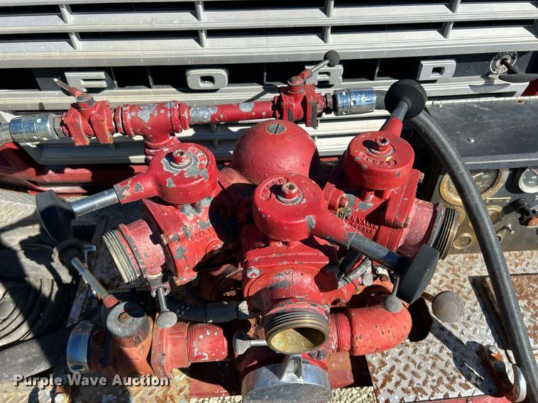 image for item EK2712 1980 Ford F700 Custom Cab pumper fire truck