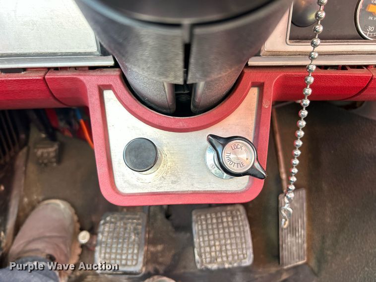 image for item EK2712 1980 Ford F700 Custom Cab pumper fire truck