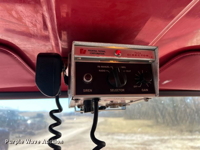 image for item EK2712 1980 Ford F700 Custom Cab pumper fire truck