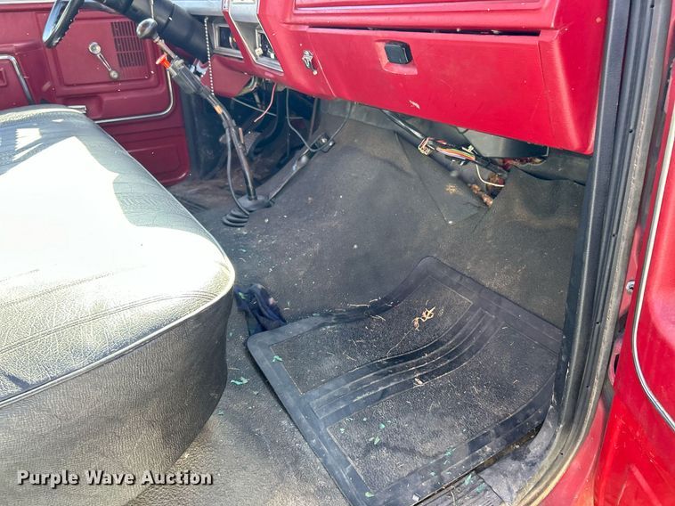 image for item EK2712 1980 Ford F700 Custom Cab pumper fire truck