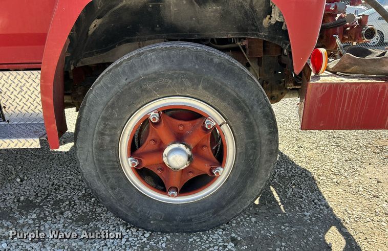 image for item EK2712 1980 Ford F700 Custom Cab pumper fire truck