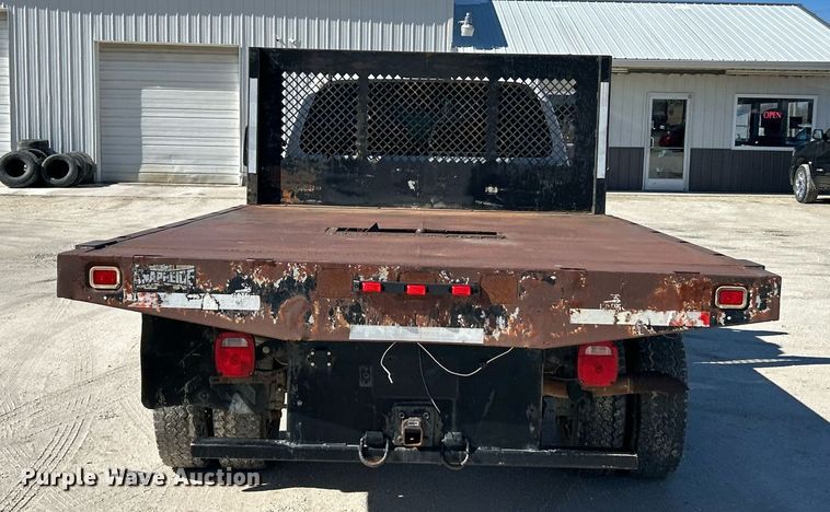 image for item EK2715 2005 Ford F450 Super Duty XL flatbed truck