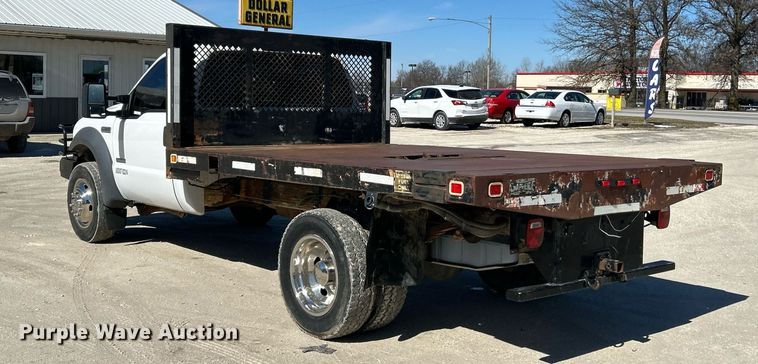 image for item EK2715 2005 Ford F450 Super Duty XL flatbed truck