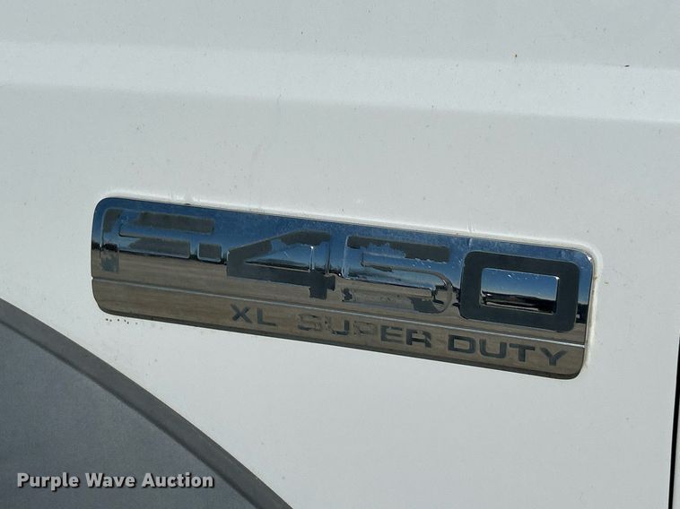 image for item EK2715 2005 Ford F450 Super Duty XL flatbed truck