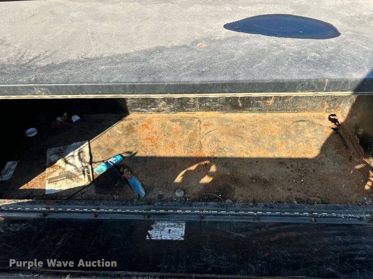 image for item EK2728 2017 Ford F550 Super Duty XL truck cab and chassis