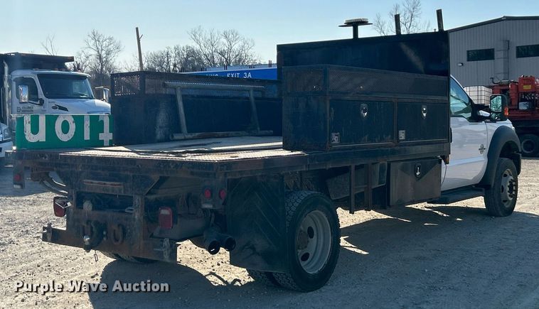 image for item EK2729 2016 Ford F550 Super Duty flatbed truck