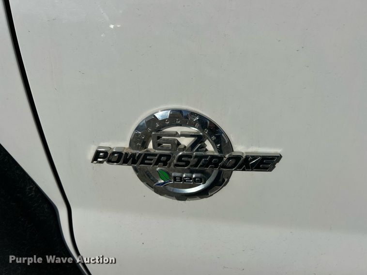 image for item EK2729 2016 Ford F550 Super Duty flatbed truck