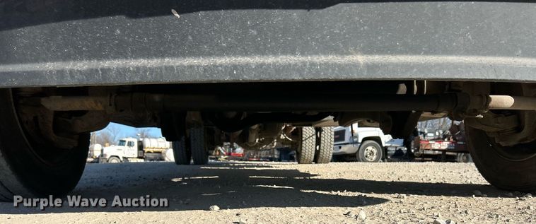 image for item EK2729 2016 Ford F550 Super Duty flatbed truck