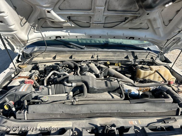 image for item EK2729 2016 Ford F550 Super Duty flatbed truck