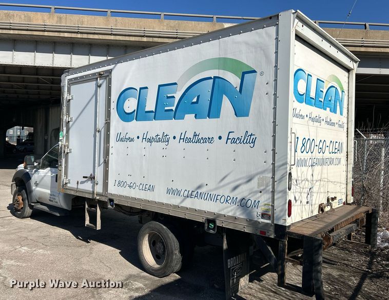 image for item EK2736 2013 Ford F550 Super Duty XLT box truck