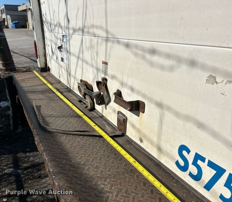 image for item EK2736 2013 Ford F550 Super Duty XLT box truck