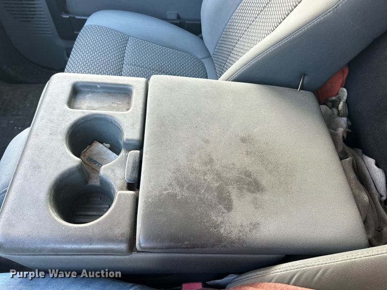 image for item EK2736 2013 Ford F550 Super Duty XLT box truck