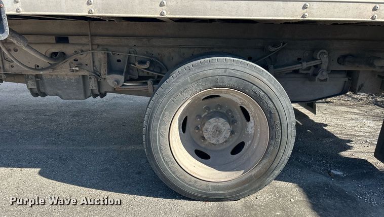 image for item EK2736 2013 Ford F550 Super Duty XLT box truck