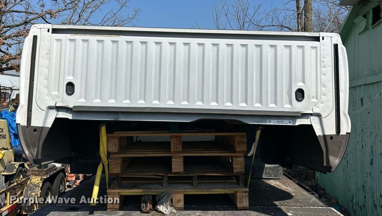 image for item EK2743 Pickup truck bed