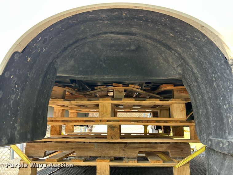 image for item EK2743 Pickup truck bed