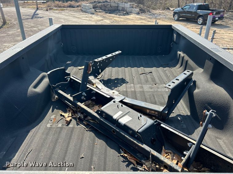 image for item EK2743 Pickup truck bed