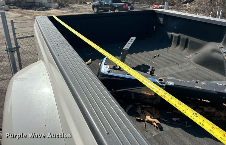 image for item EK2743 Pickup truck bed