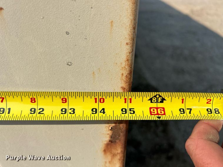 image for item EK2746 Mobile-Mini container