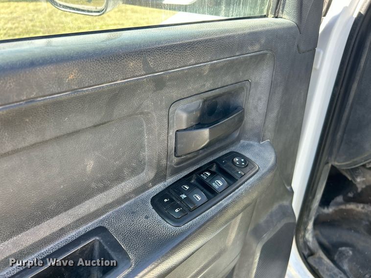 image for item EK2753 2012 Dodge Ram 3500 Crew Cab pickup truck