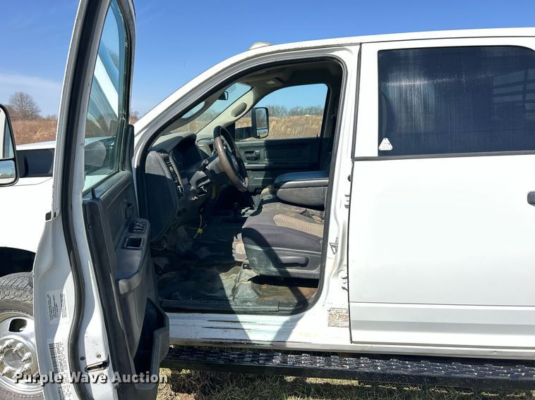 image for item EK2753 2012 Dodge Ram 3500 Crew Cab pickup truck
