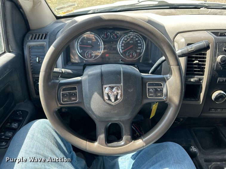 image for item EK2753 2012 Dodge Ram 3500 Crew Cab pickup truck