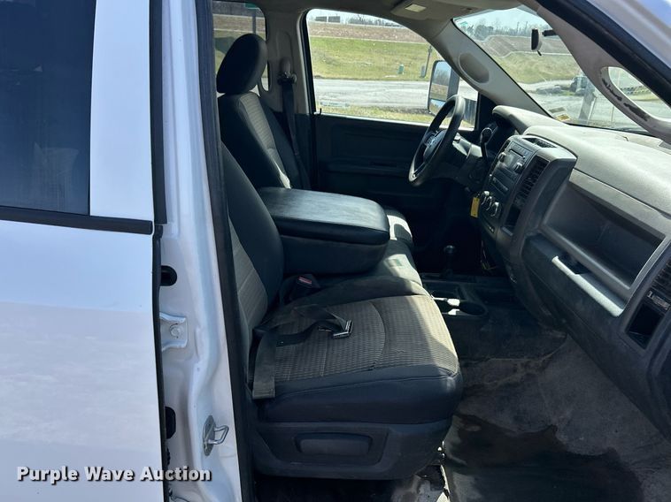 image for item EK2753 2012 Dodge Ram 3500 Crew Cab pickup truck