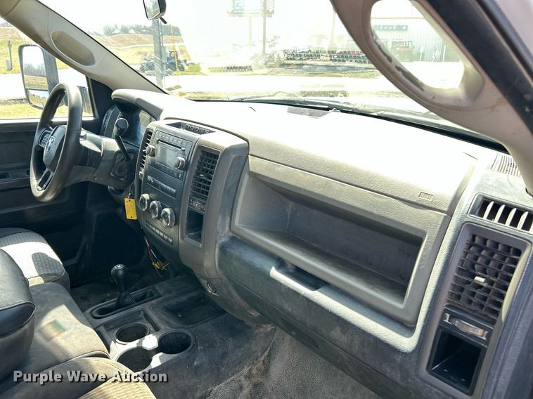 image for item EK2753 2012 Dodge Ram 3500 Crew Cab pickup truck