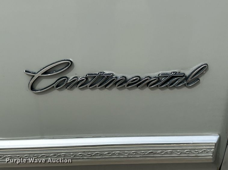 image for item EK2754 1976 Lincoln Continental 