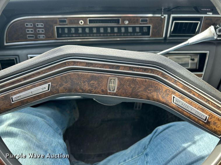 image for item EK2754 1976 Lincoln Continental 