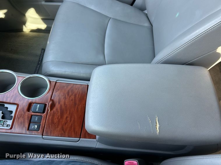 image for item EK2780 2008 Toyota Highlander Limited SUV