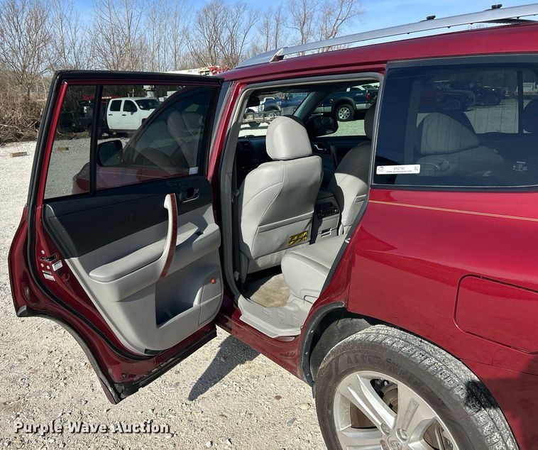 image for item EK2780 2008 Toyota Highlander Limited SUV