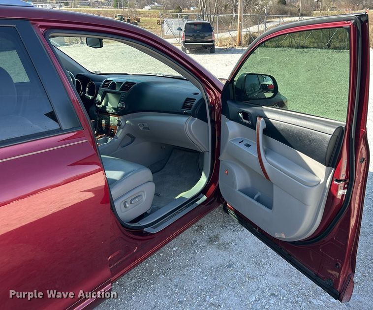 image for item EK2780 2008 Toyota Highlander Limited SUV