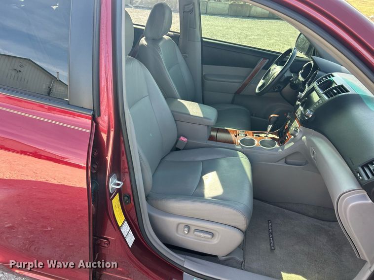 image for item EK2780 2008 Toyota Highlander Limited SUV