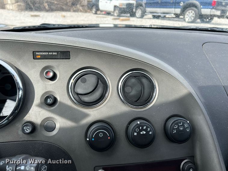 image for item EK2781 2007 Pontiac Solstice convertible