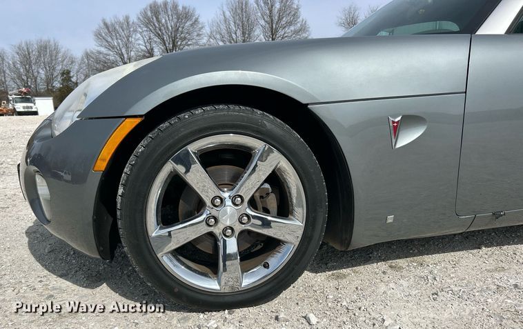 image for item EK2781 2007 Pontiac Solstice convertible