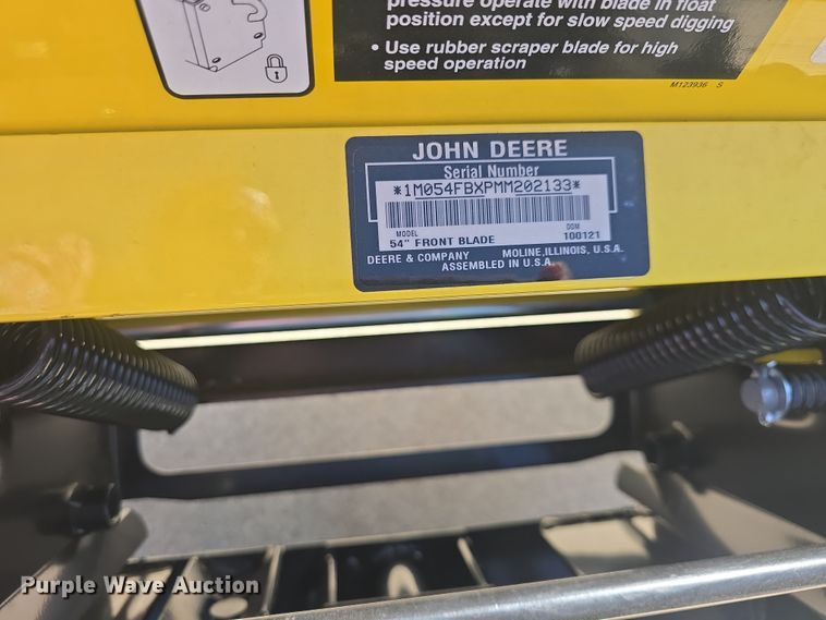 image for item EK5035 2010 John Deere 2305 MFWD tractor