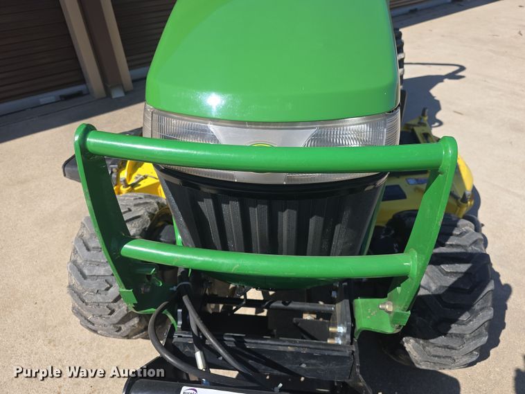 image for item EK5035 2010 John Deere 2305 MFWD tractor