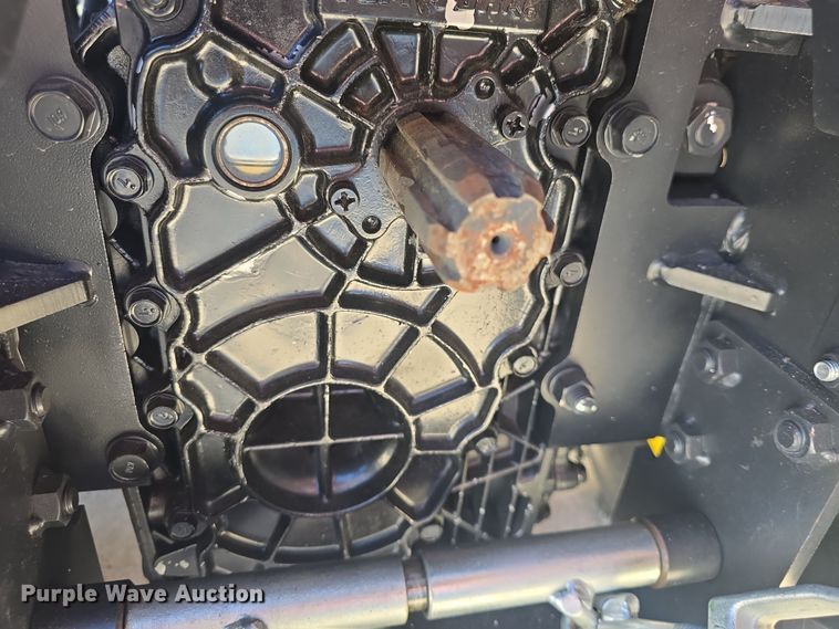 image for item EK5035 2010 John Deere 2305 MFWD tractor