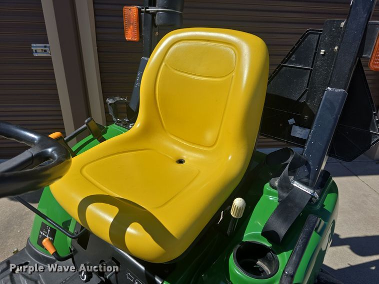 image for item EK5035 2010 John Deere 2305 MFWD tractor