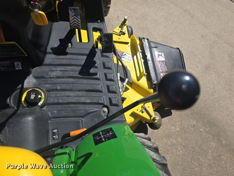 image for item EK5035 2010 John Deere 2305 MFWD tractor