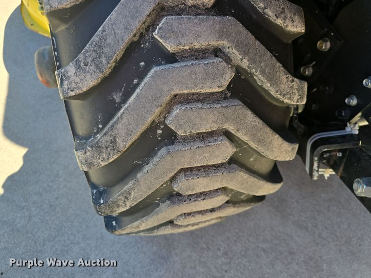 image for item EK5035 2010 John Deere 2305 MFWD tractor